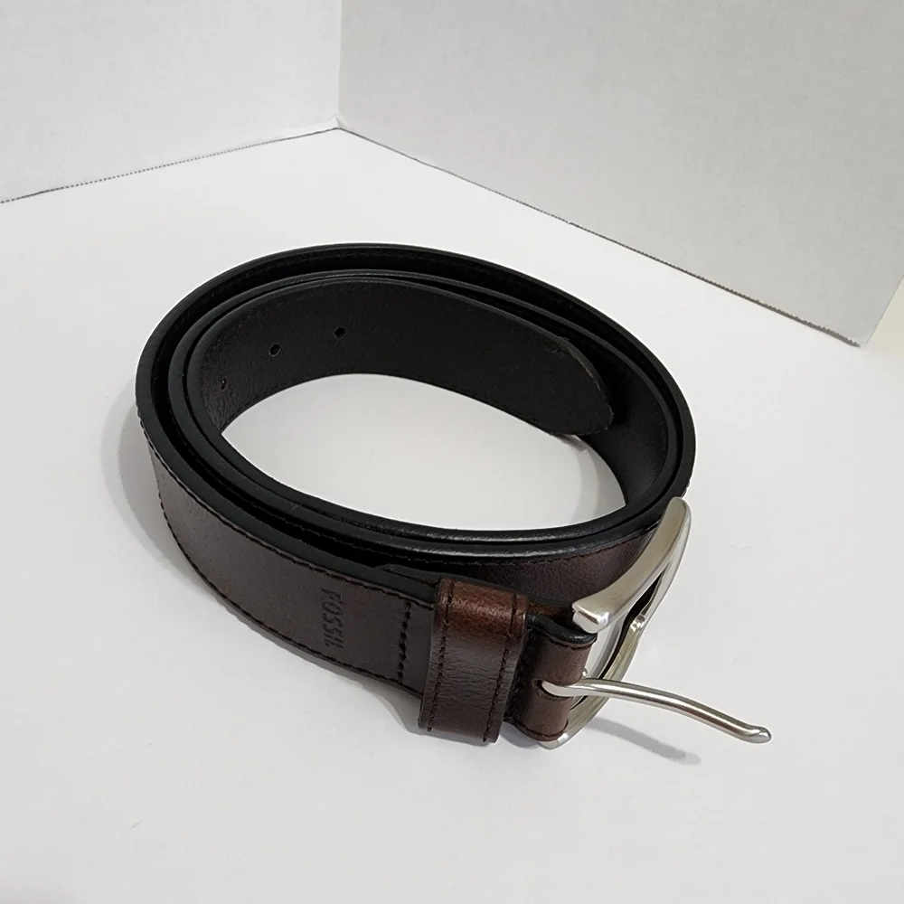Fossil Brown Genuine Leather Belt Silver Buckle Size 100/40